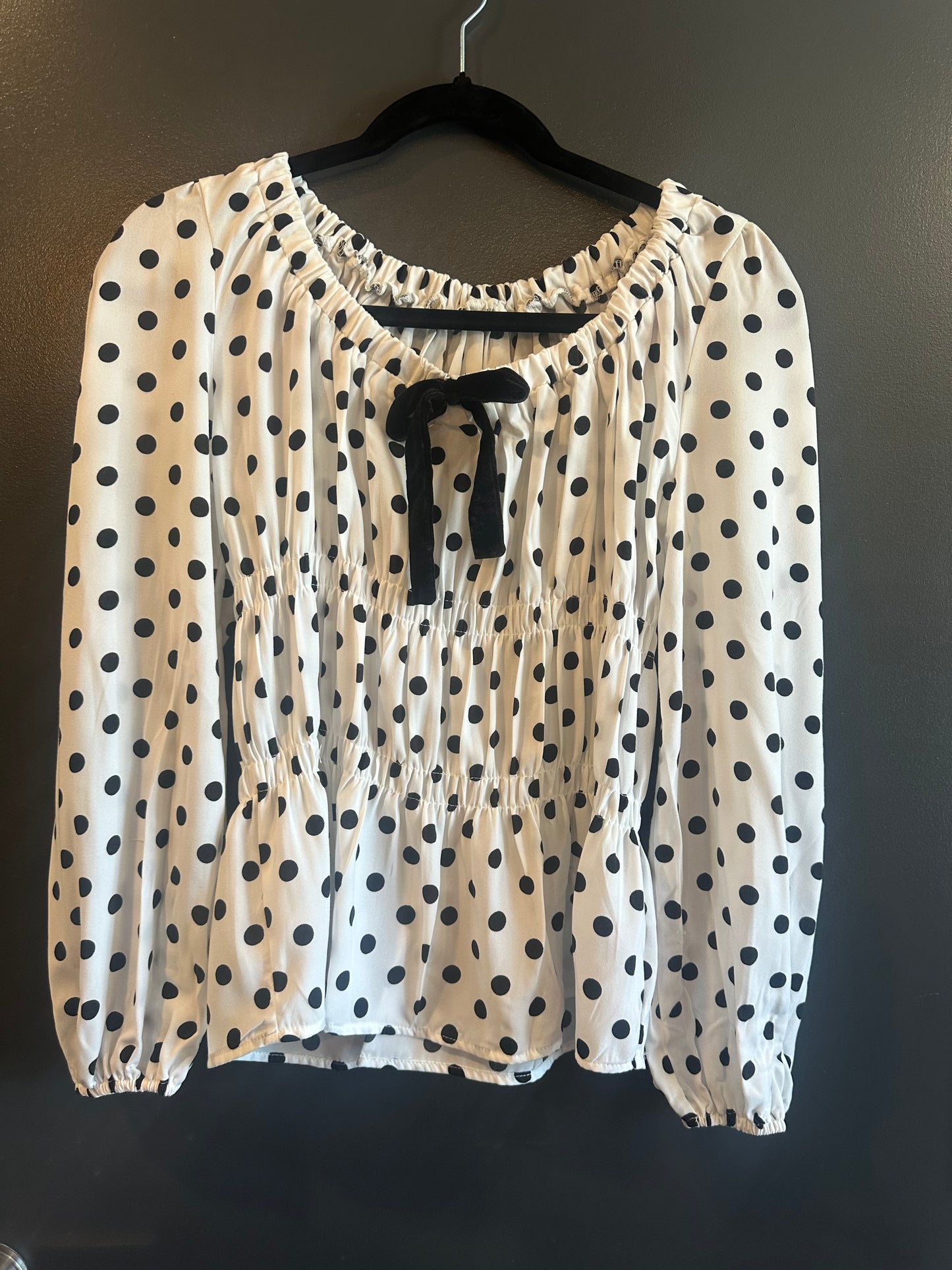 Dots and bows shirt